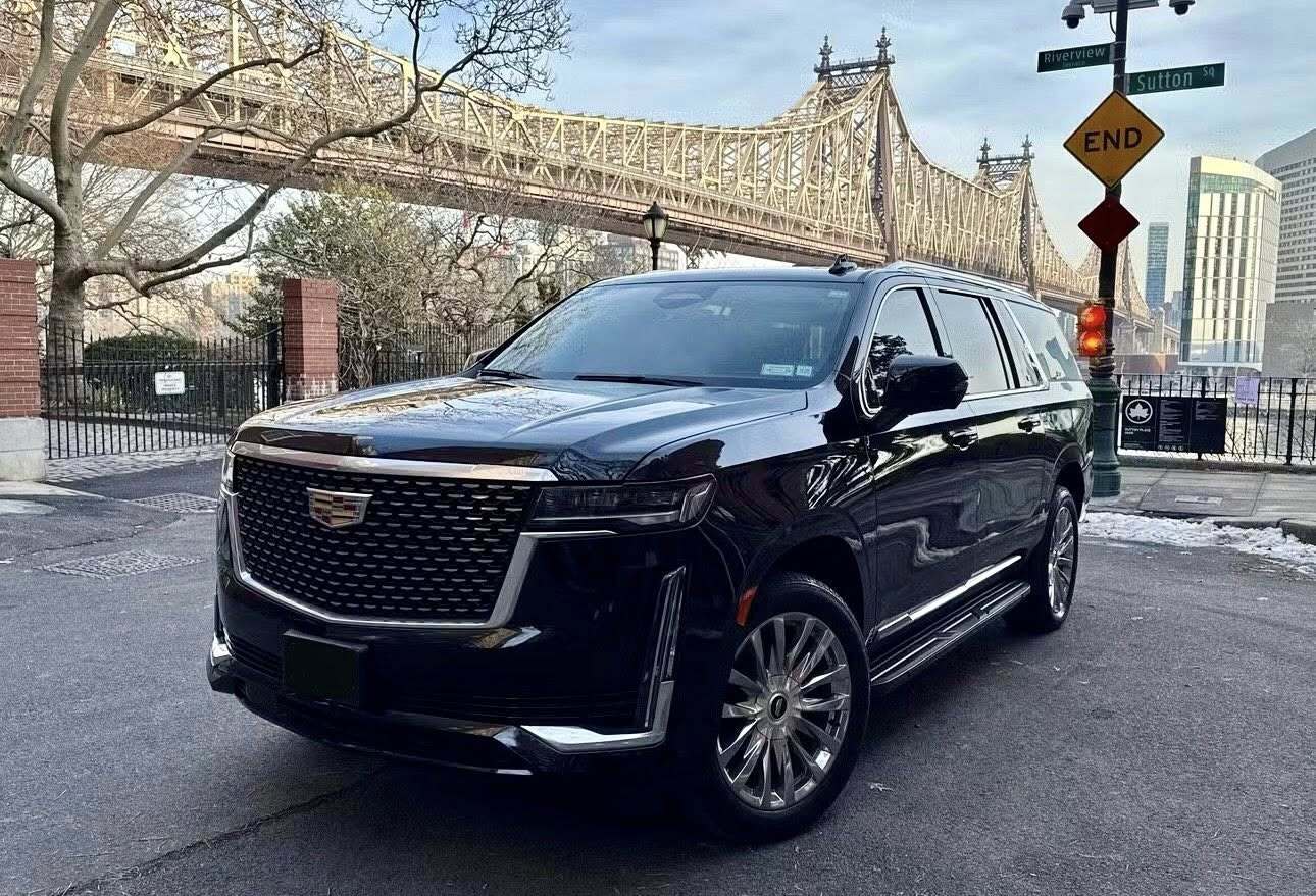 2023 Cadillac Escalade ESV