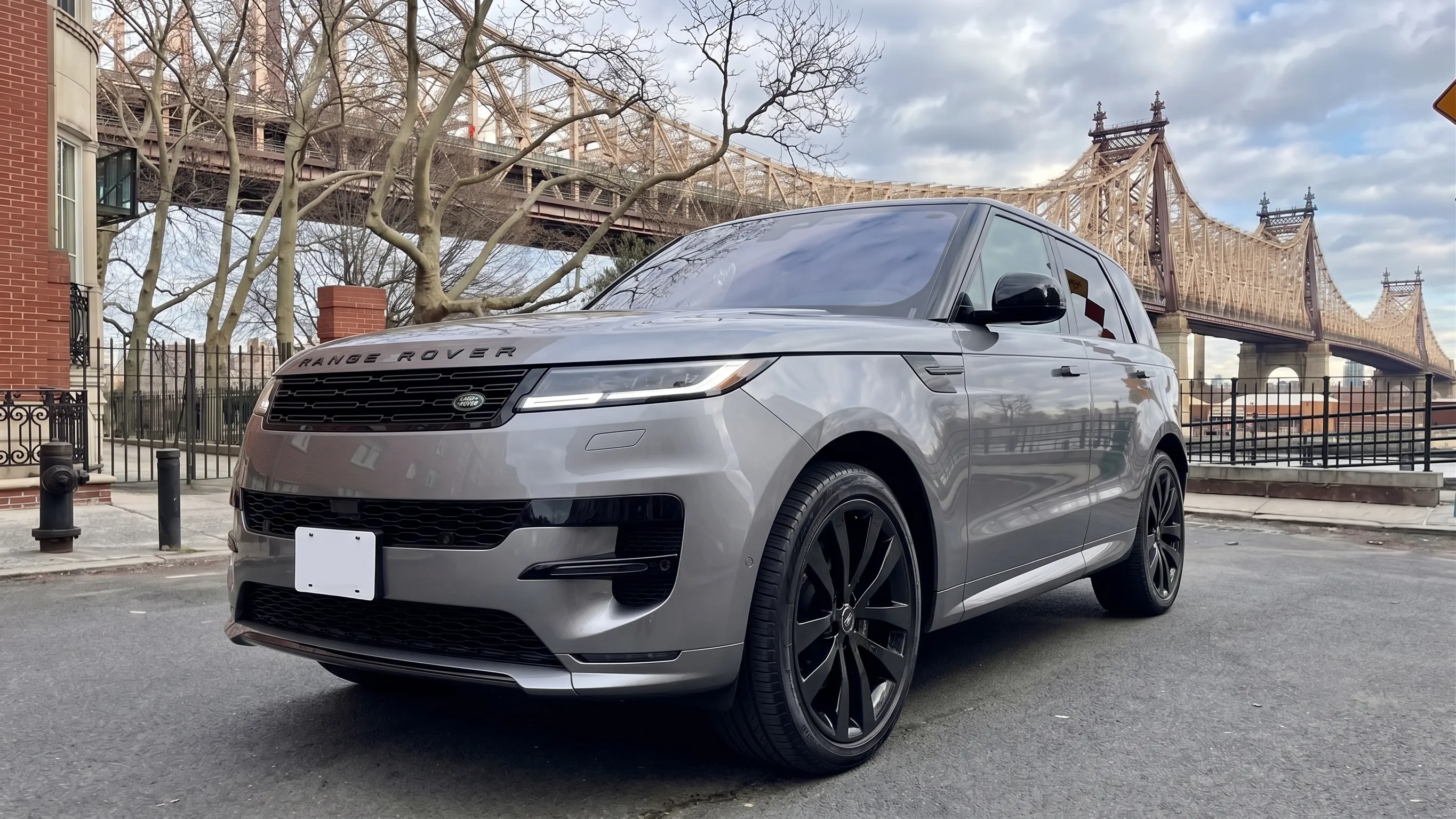 Range Rover Sport (Grey)